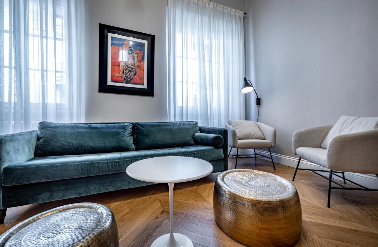 Hs4U Ricasoli Luxury Apartment Near Duomo N. 3 Флоренция Экстерьер фото