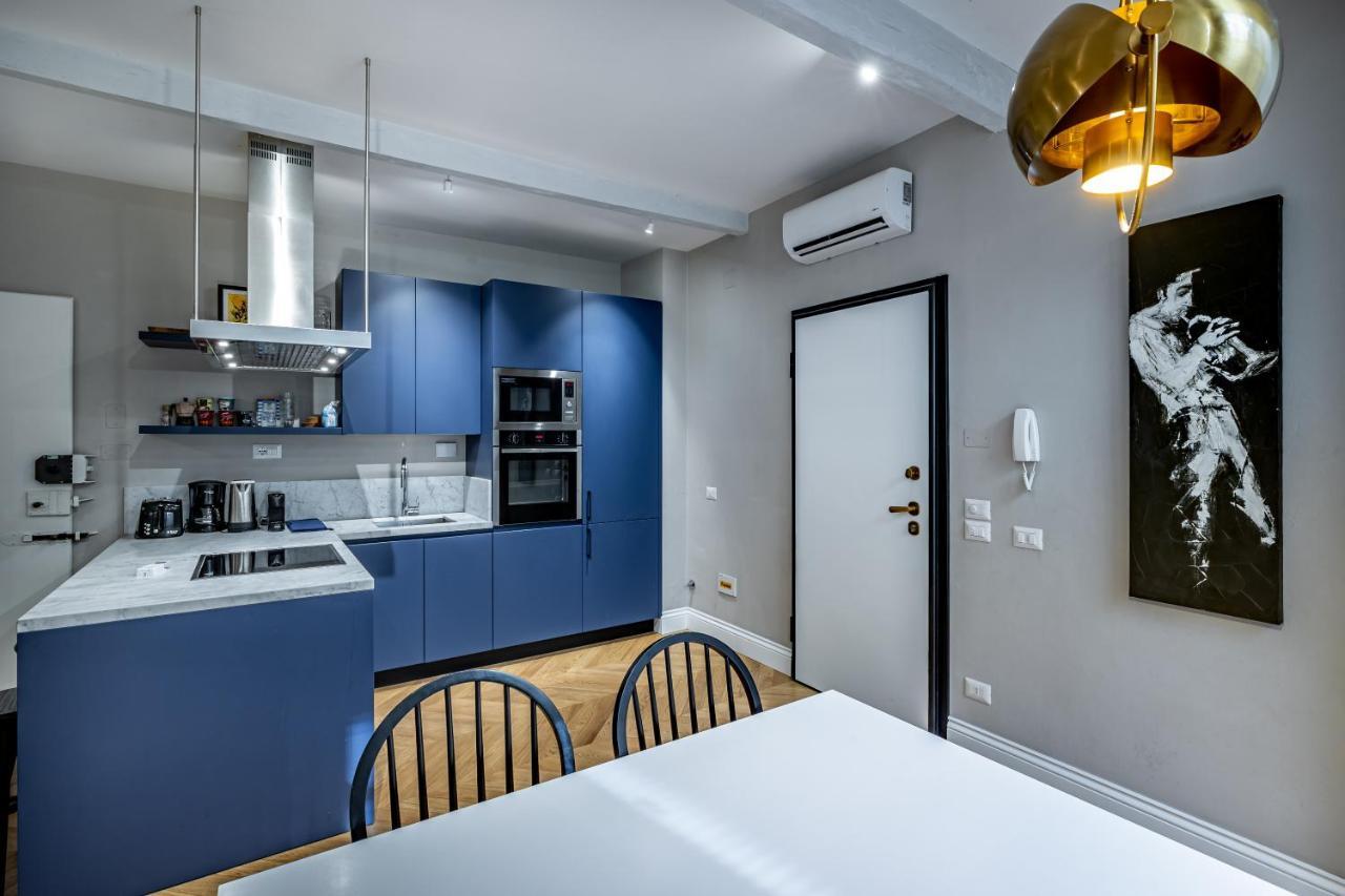 Hs4U Ricasoli Luxury Apartment Near Duomo N. 3 Флоренция Экстерьер фото